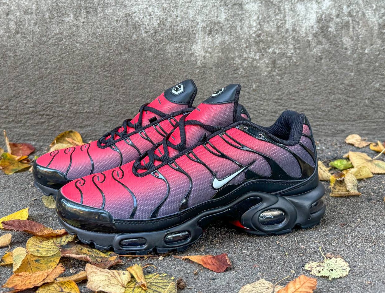 Nike Air Max Tn Plus Black Red