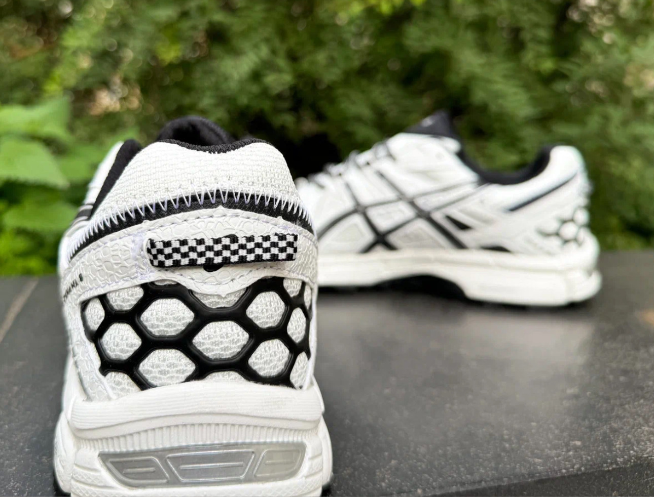 Asics Gel-Kahana 8 White Black