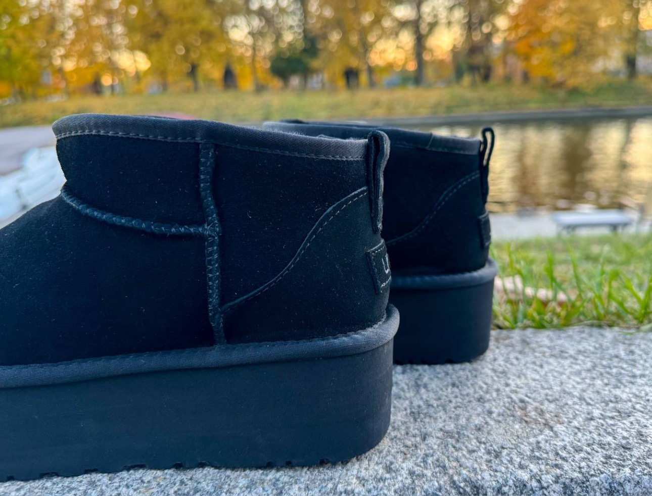 UGG Ultra Mini Platform Black