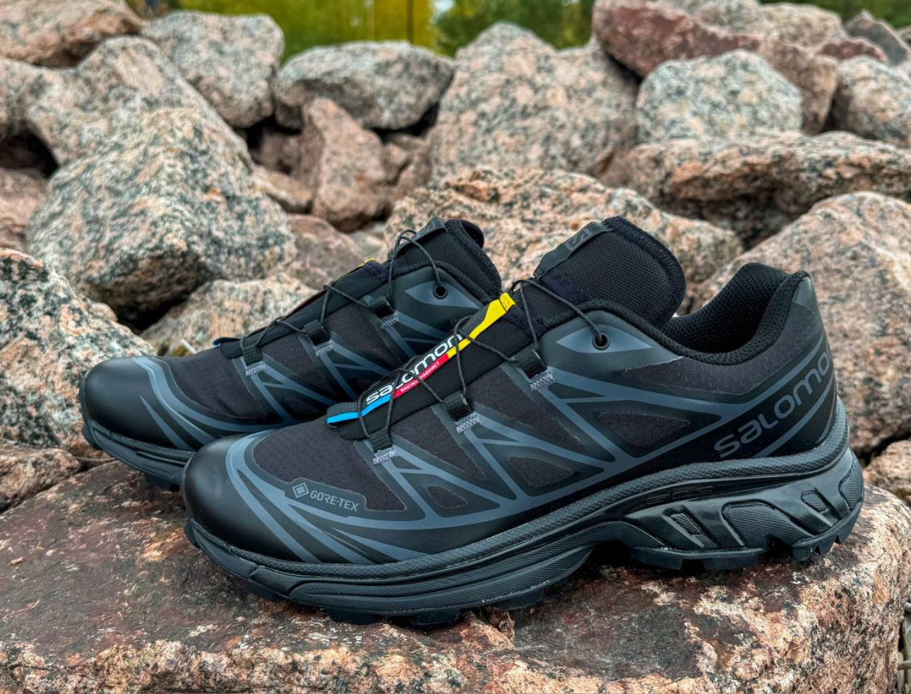 Salomon Black Gore-Tex