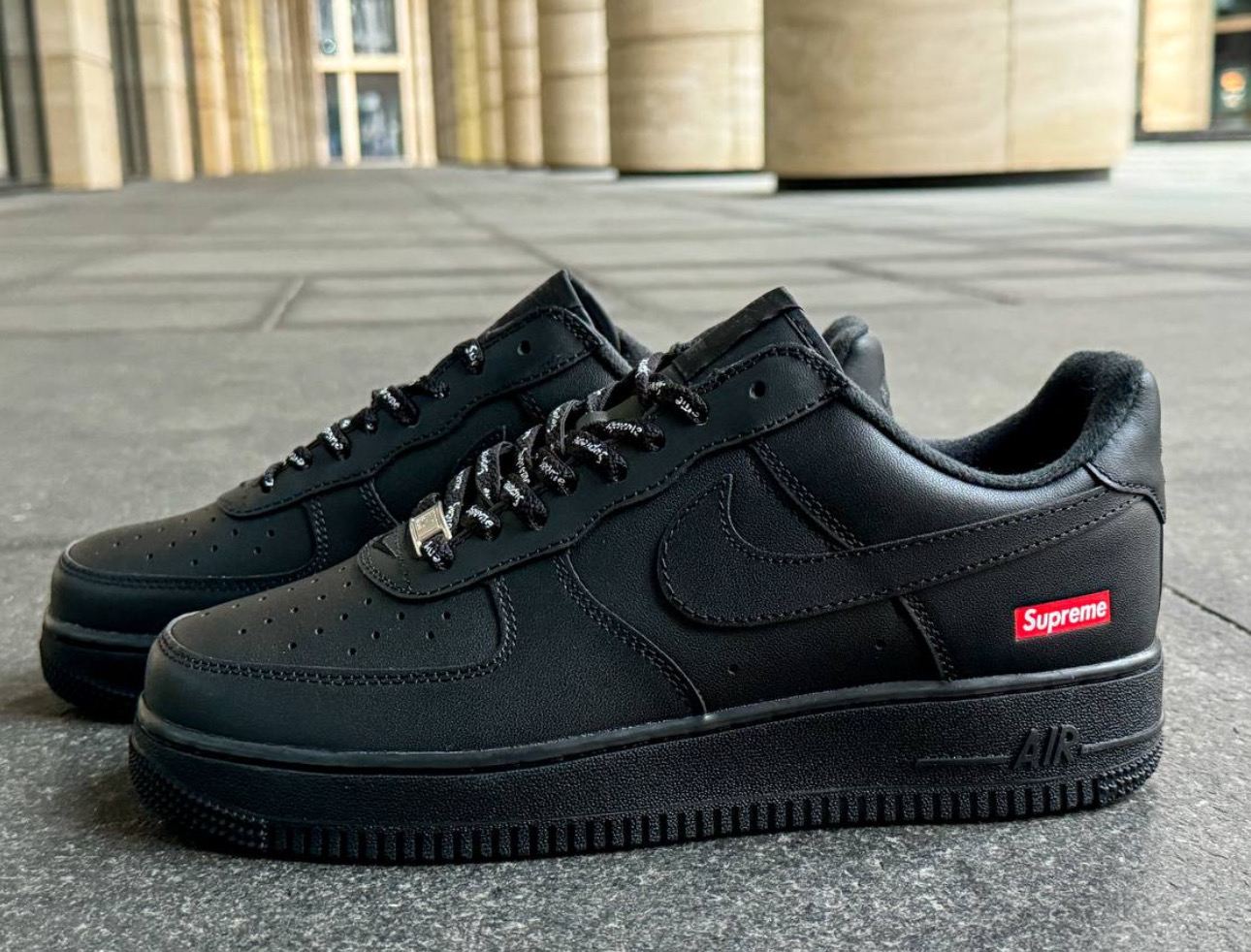 Nike Force 1 Low Supreme Black