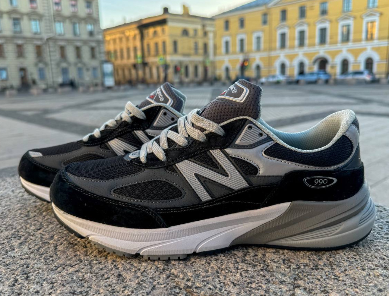 New Balance 990v6 Black