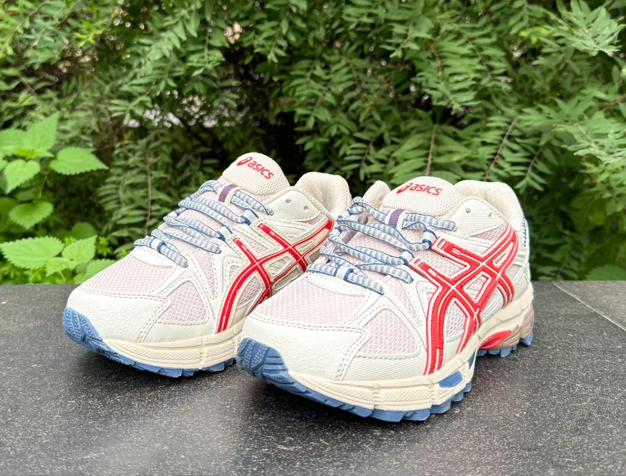 Asics Gel-Kahana 8 Pink