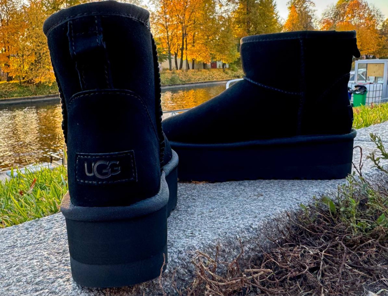 UGG Ultra Platform Black