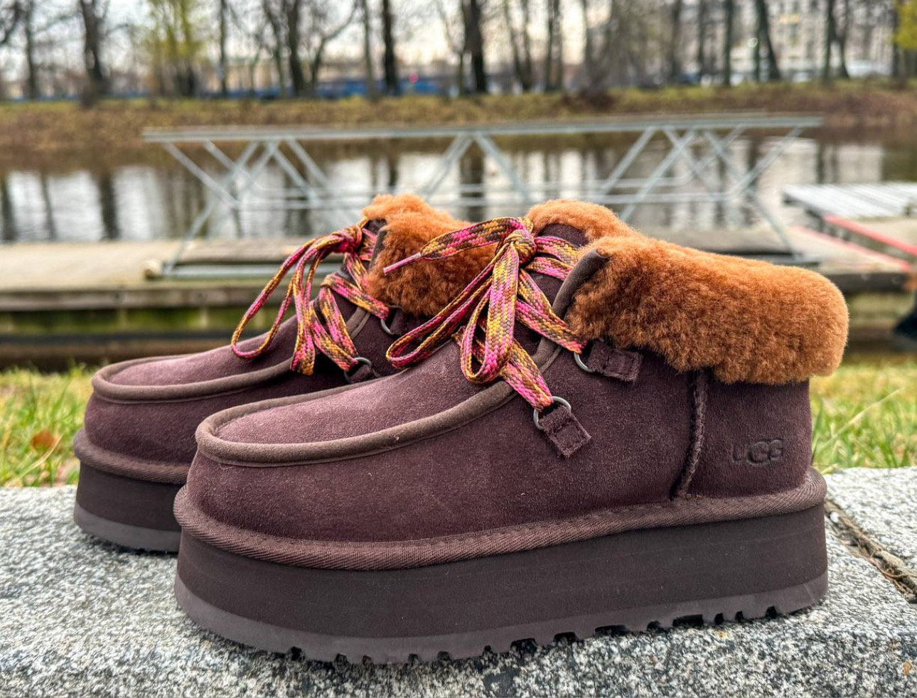 UGG Funkarra Cabin Brown