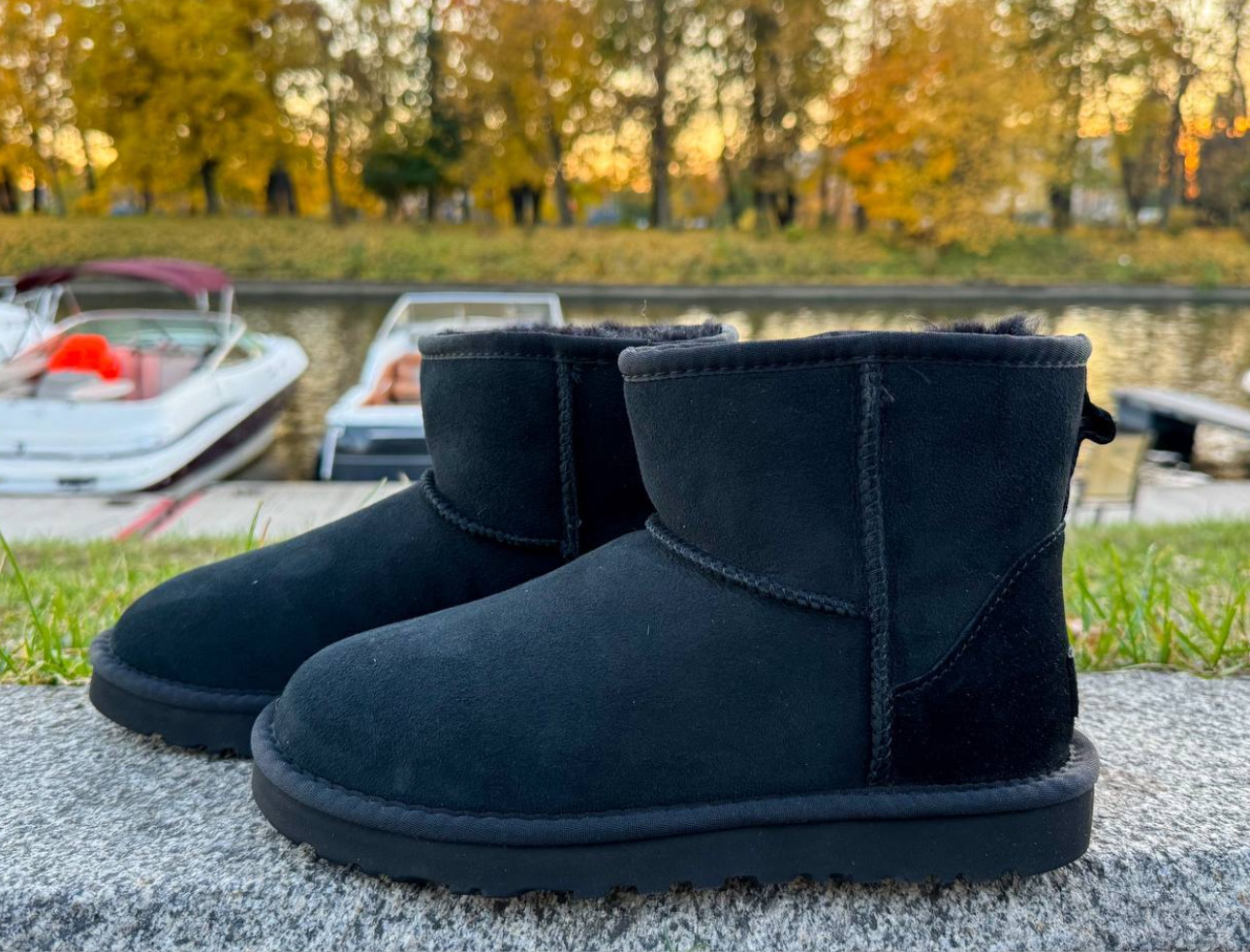 UGG Classic Black High