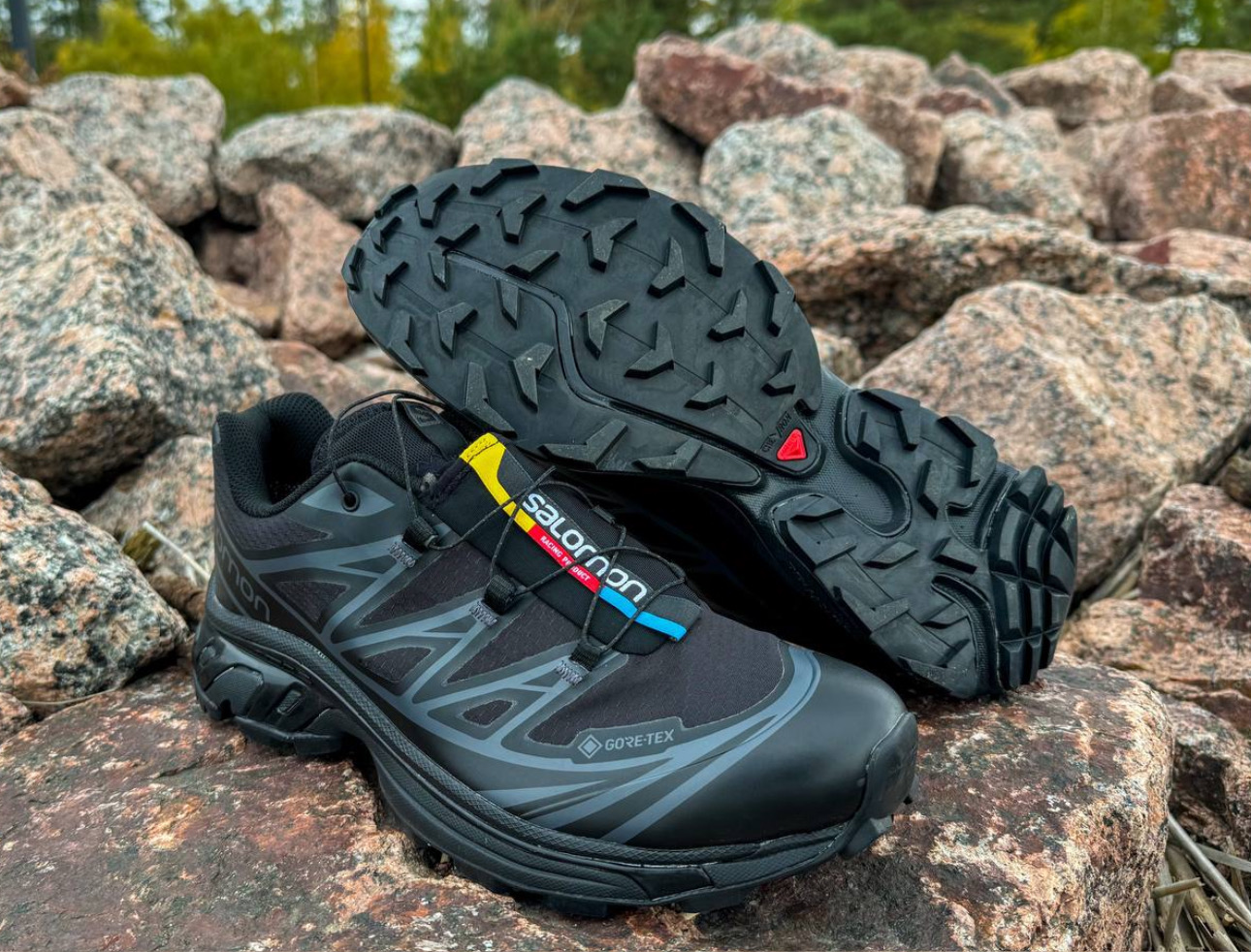 Salomon Black Gore-Tex