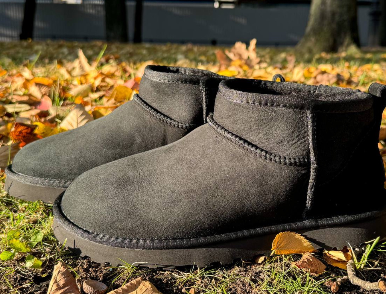 UGG Classic Black