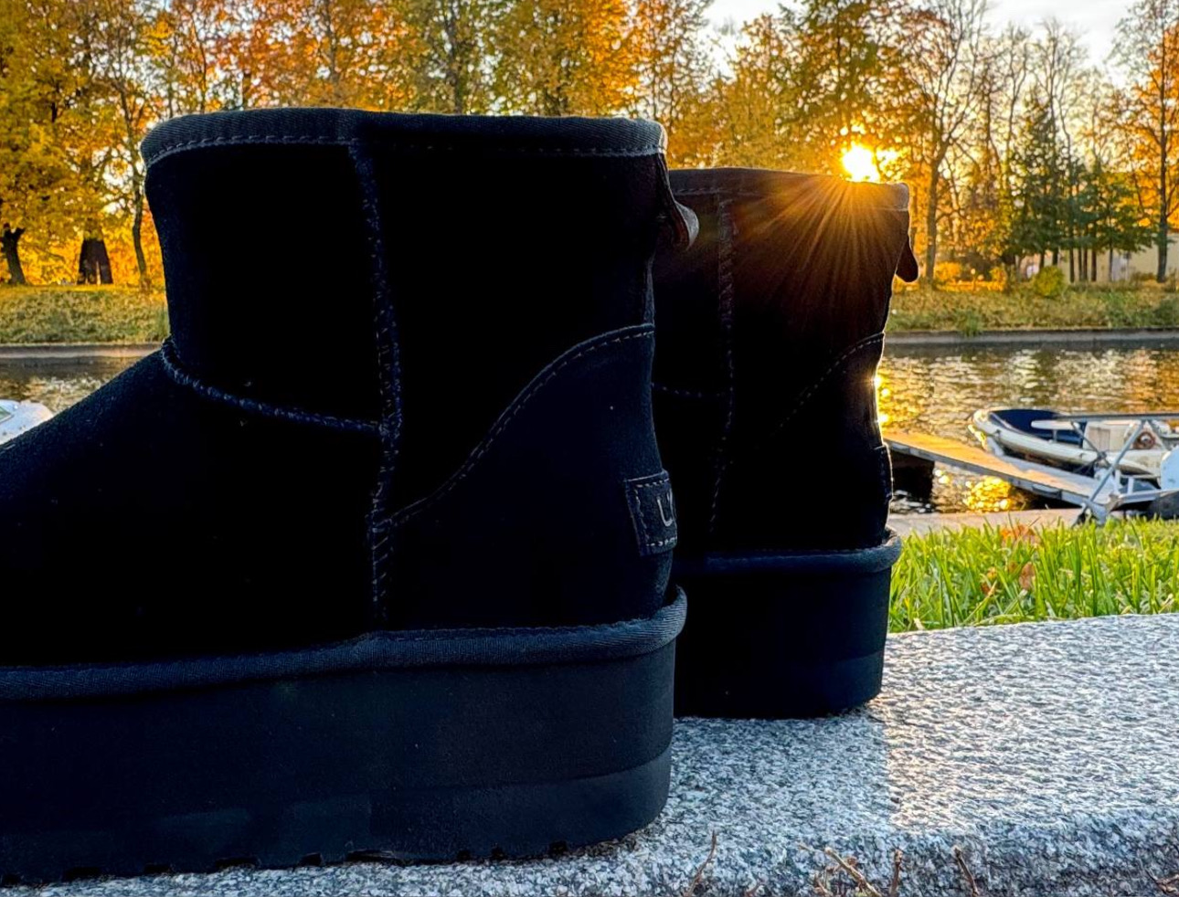 UGG Ultra Platform Black