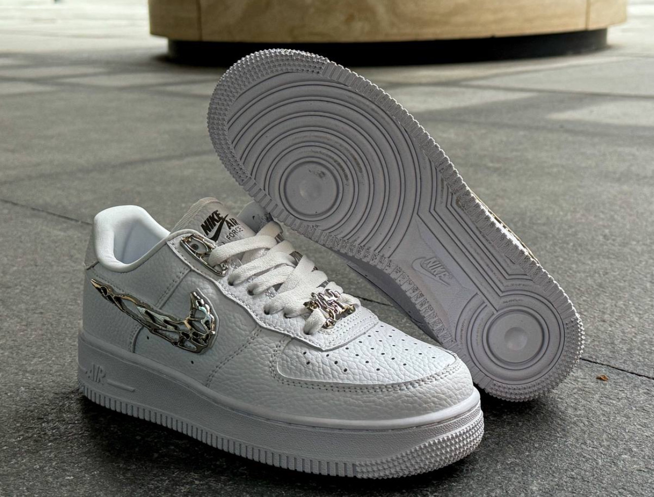 Nike Air Force 1 Low Molten Metal