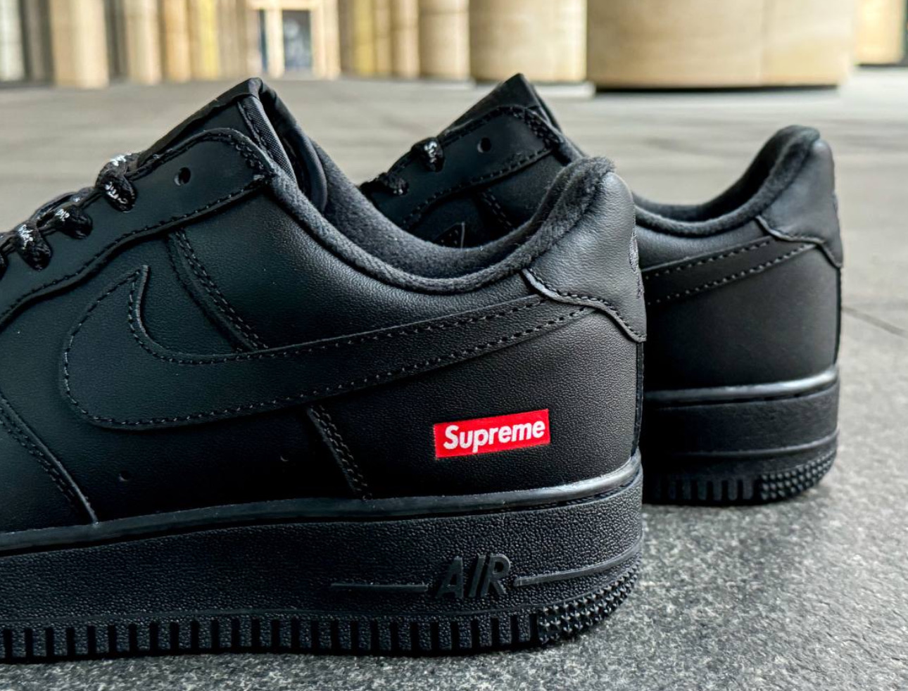 Nike Force 1 Low Supreme Black