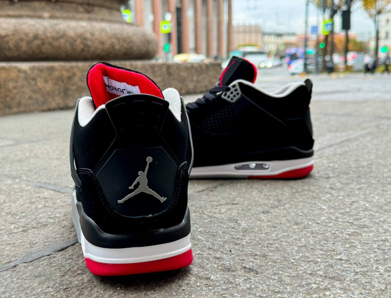 Nike Air Jordan 4 Retro Bred